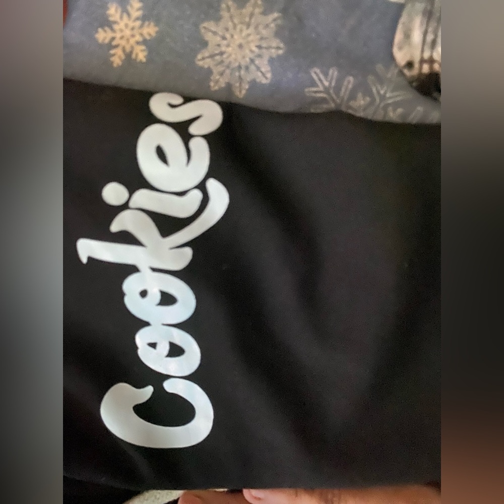 Cookie sweats